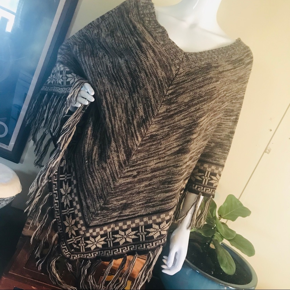 Bohemian poncho/shawl. Size XL hippie.